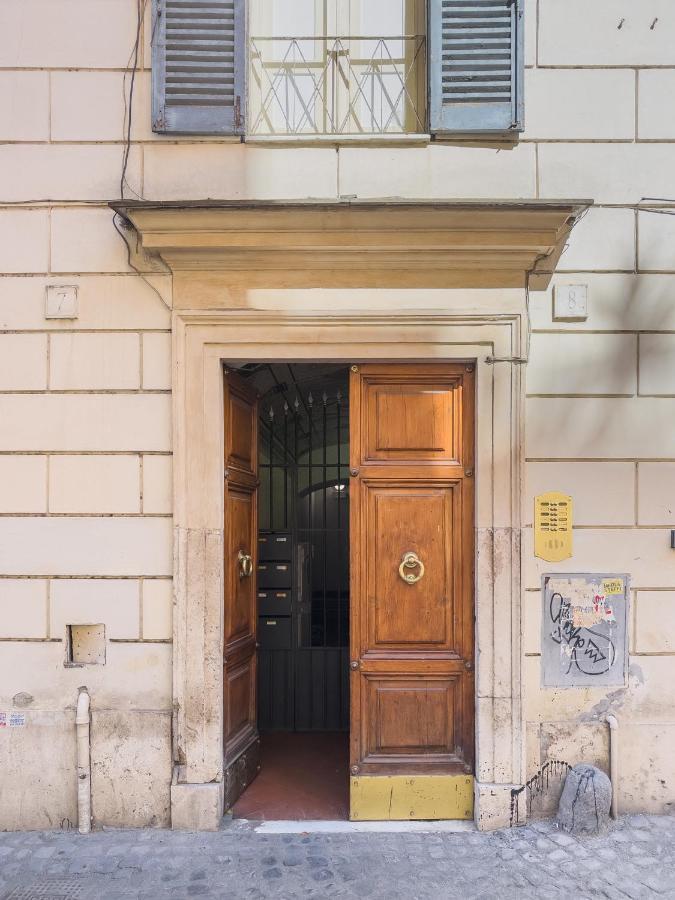 Domus Sant'Elena 2 Apartment Roma Exterior foto