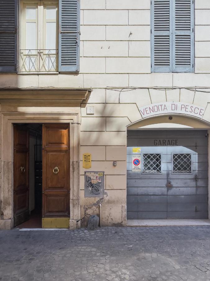 Domus Sant'Elena 2 Apartment Roma Exterior foto