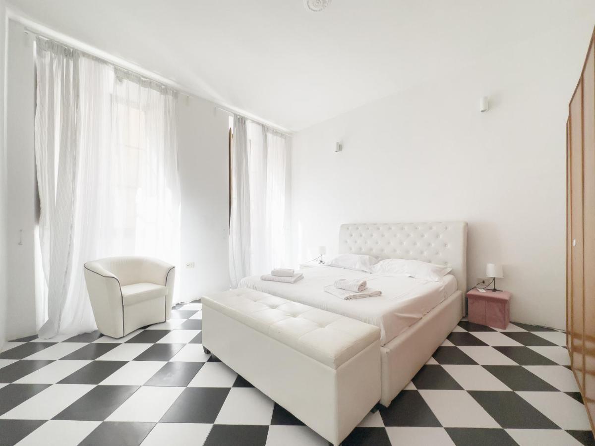 Domus Sant'Elena 2 Apartment Roma Exterior foto
