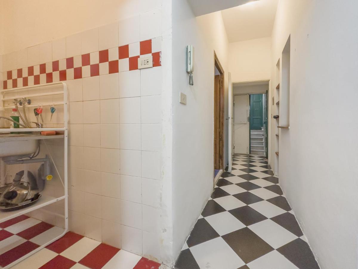 Domus Sant'Elena 2 Apartment Roma Exterior foto